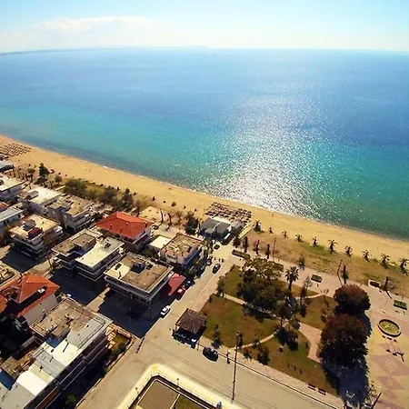 Apartment Cozy Apartment, 50 Metre Close To The